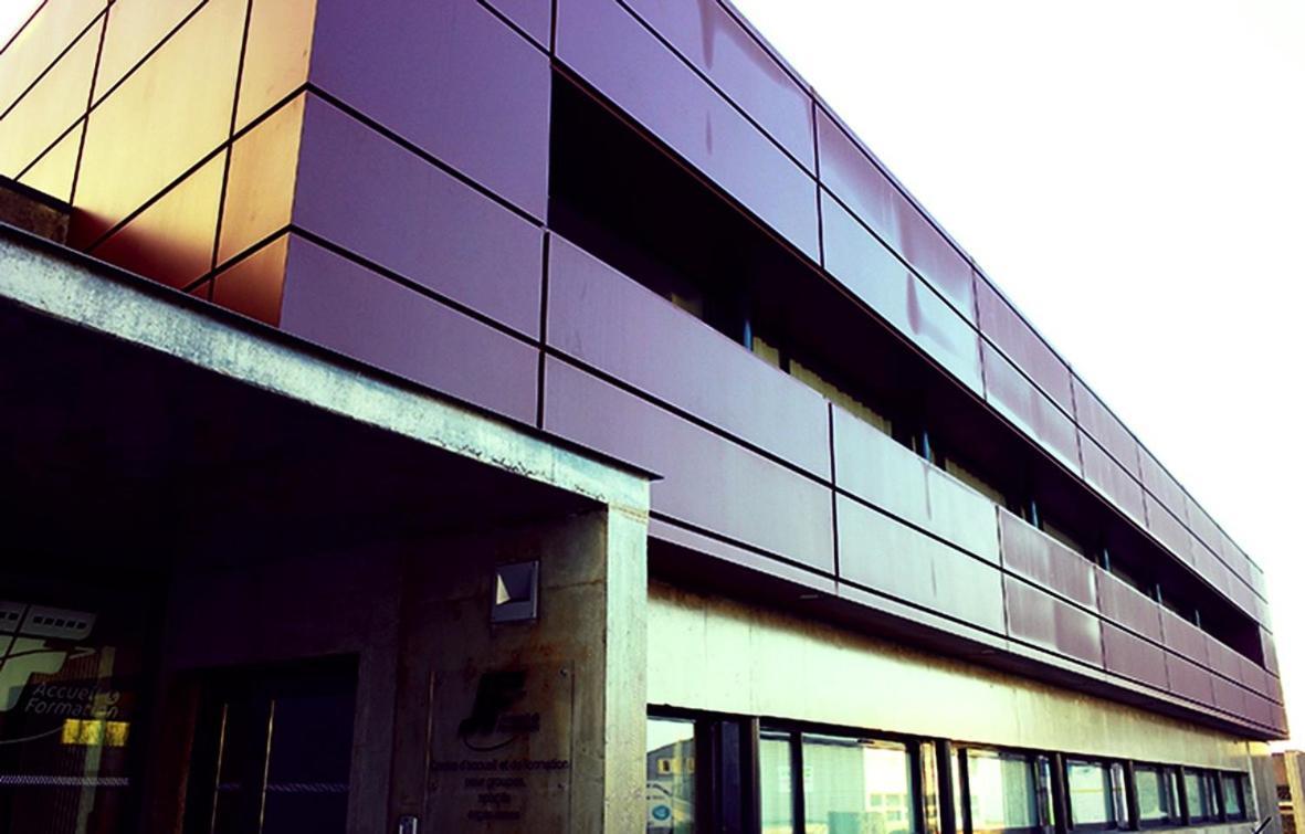 Hotel Jf Accueil & Formation Cholet Esterno foto