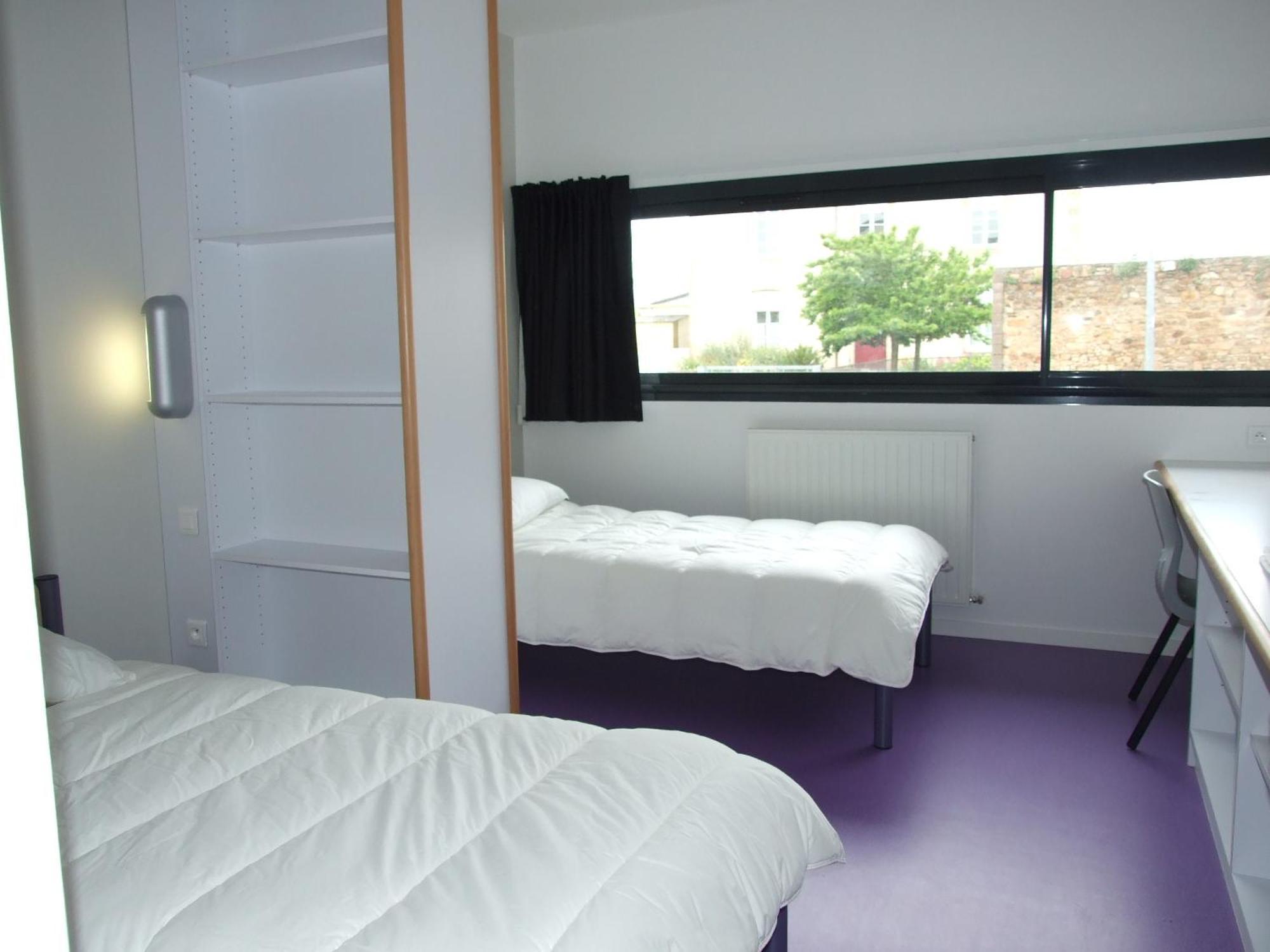 Hotel Jf Accueil & Formation Cholet Esterno foto